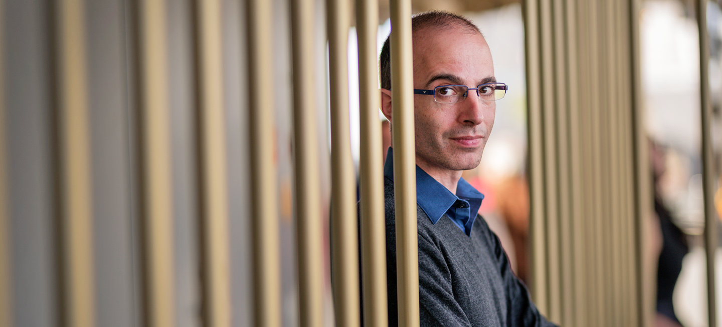 Harari’den dinledik: Yapay zeka çağında nasıl hayatta kalacağız?